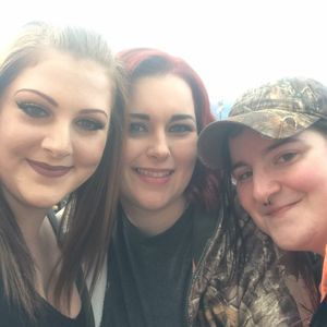 Meet your Posher, Crystal